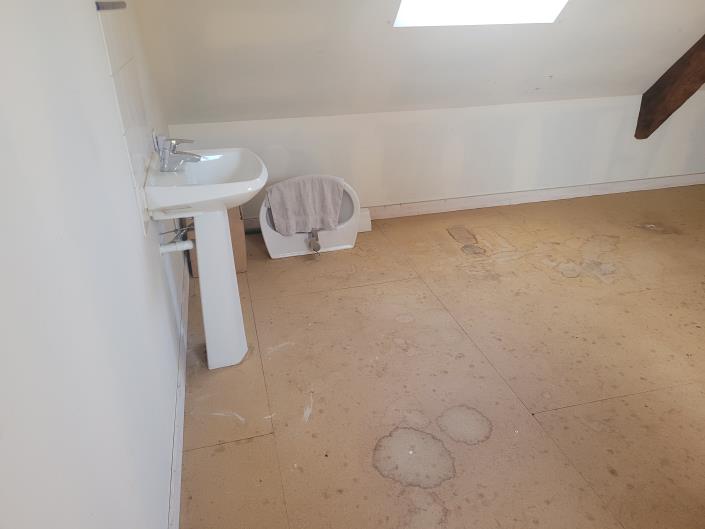 Image No.19-5 Bed Country Property for sale