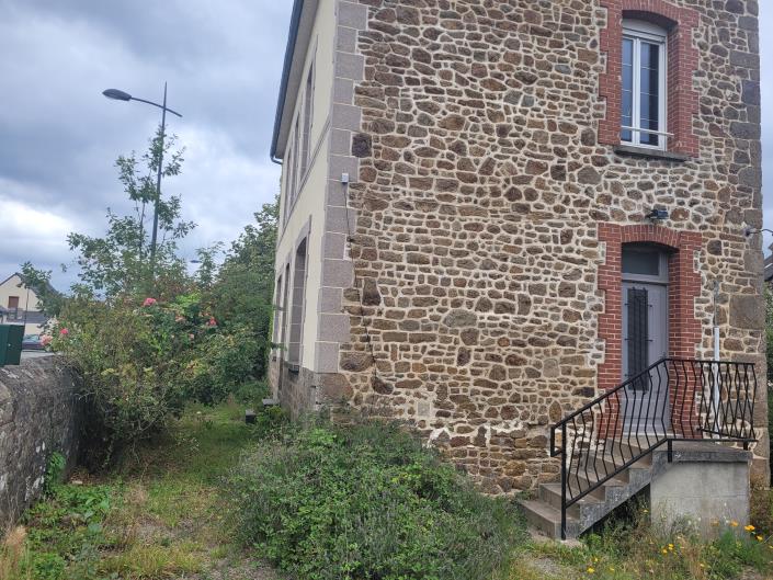 Image No.2-4 Bed Village House for sale