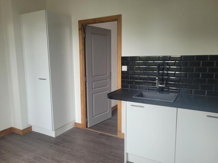 Image No.11-4 Bed Village House for sale