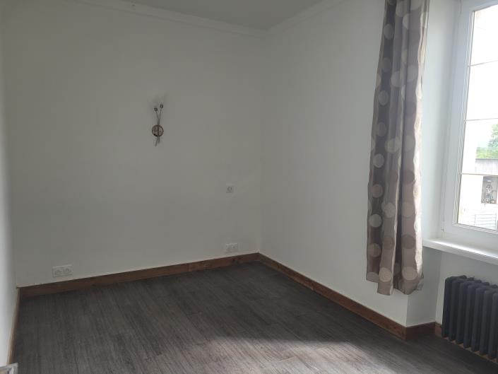 Image No.17-4 Bed Village House for sale