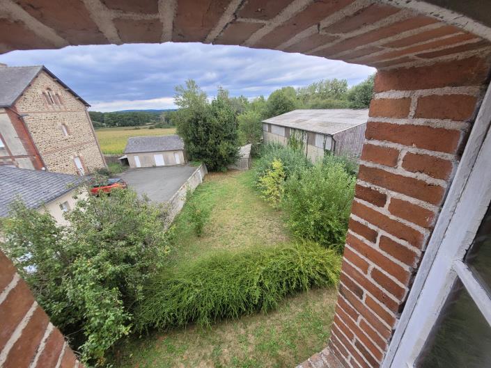 Image No.8-4 Bed Village House for sale