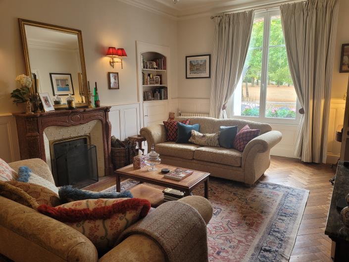 Image No.5-5 Bed Chateaux for sale