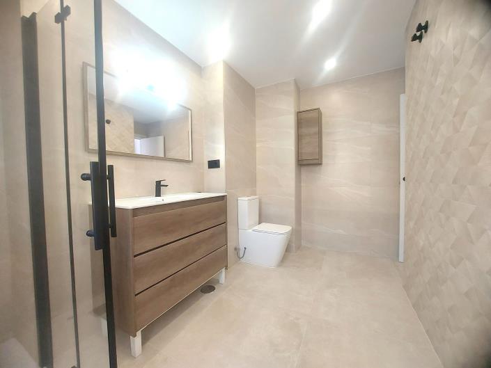 Image No.11-3 Bed Apartment for sale