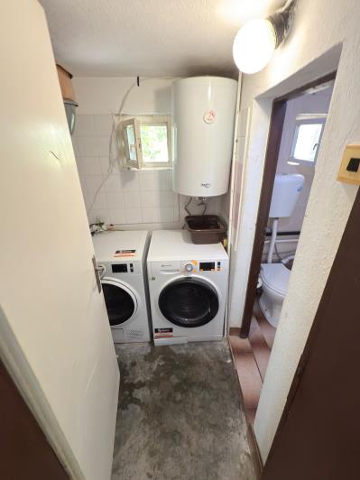 Image No.6-2 Bed House for sale