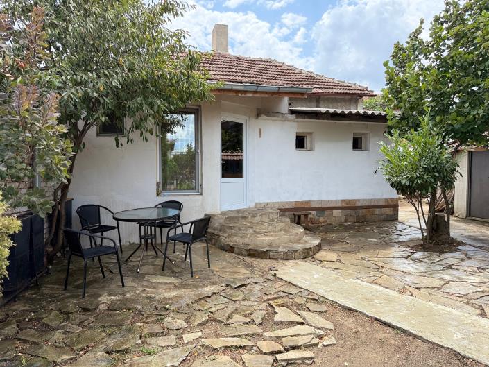 Image No.37-2 Bed House for sale