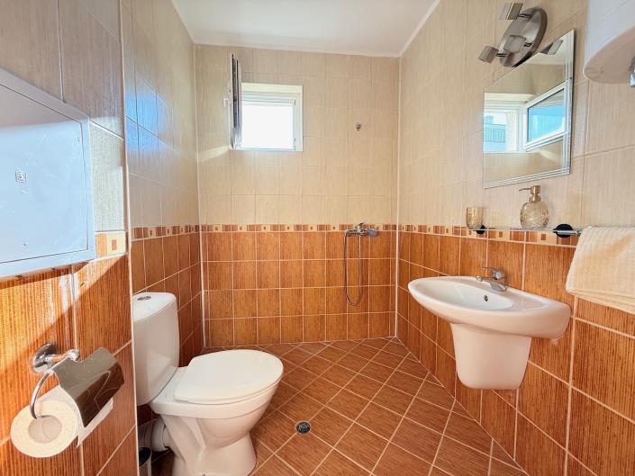 Image No.23-2 Bed Apartment for sale