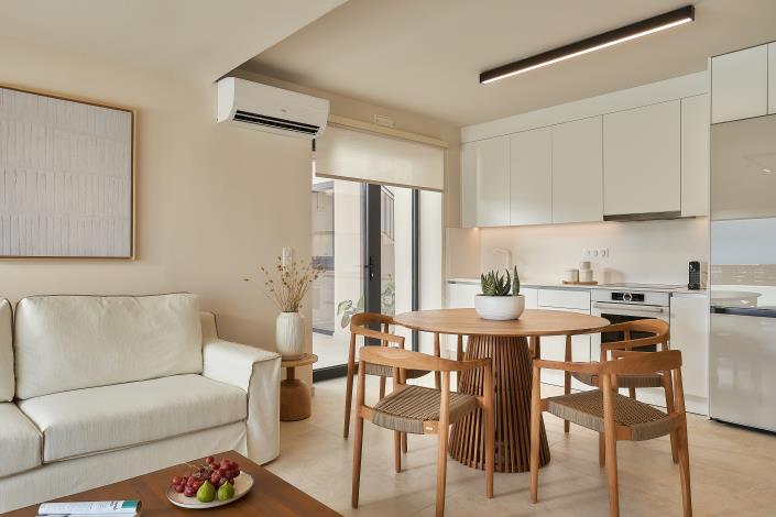 Image No.15-6 Bed Villa for sale