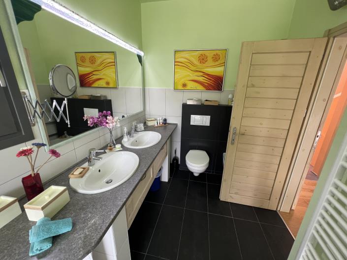 Image No.19-5 Bed Villa for sale