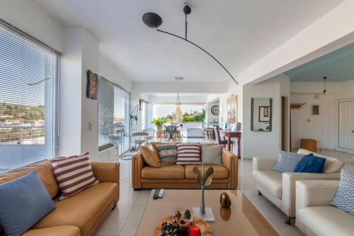 Image No.8-5 Bed Villa for sale