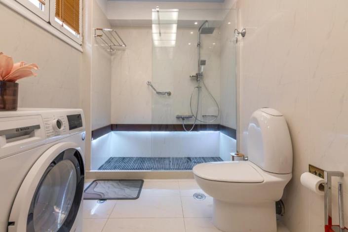 Image No.23-5 Bed Villa for sale