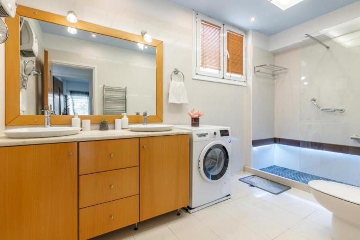 Image No.22-5 Bed Villa for sale