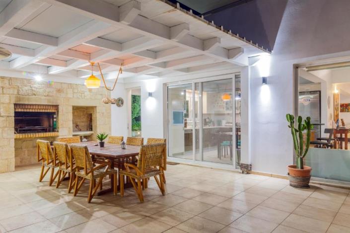 Image No.28-5 Bed Villa for sale