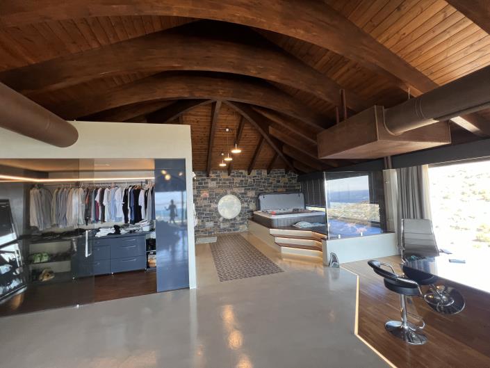 Image No.15-7 Bed Villa for sale