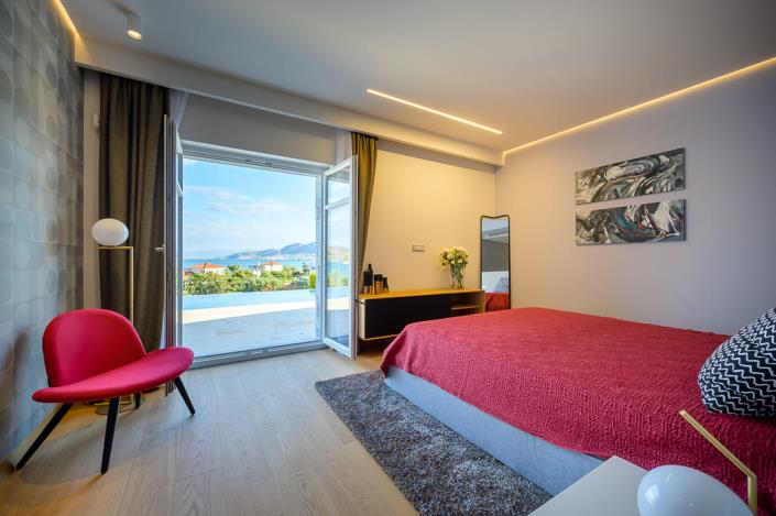 Image No.19-5 Bed Villa for sale