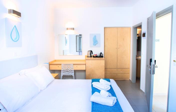 Image No.18-76 Bed Hotel for sale