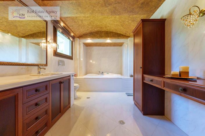 Image No.43-4 Bed Villa for sale