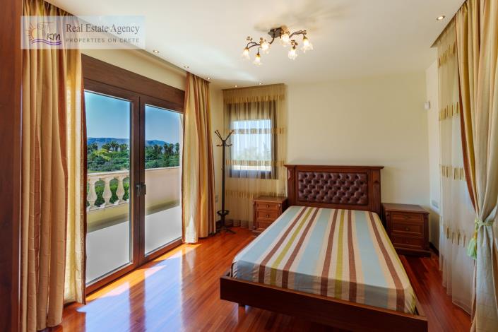 Image No.37-4 Bed Villa for sale