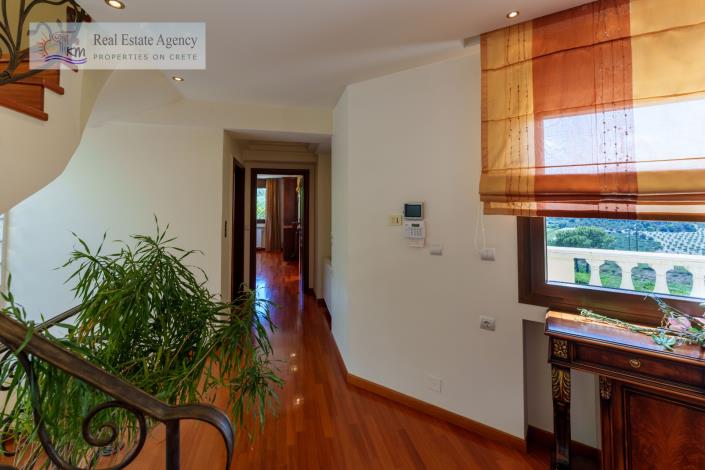 Image No.55-4 Bed Villa for sale