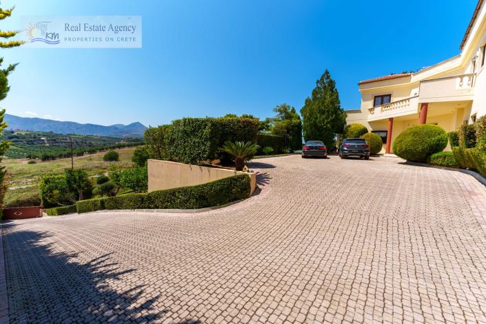 Image No.57-4 Bed Villa for sale