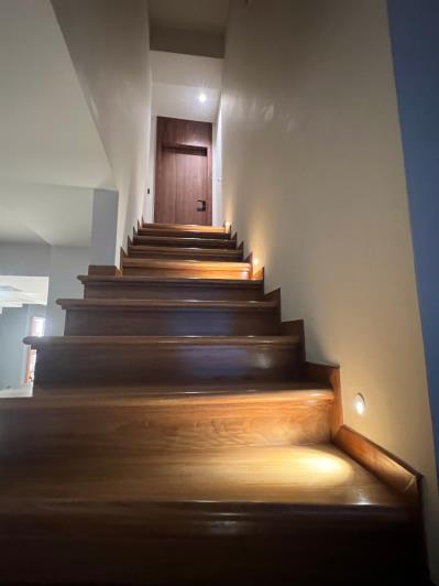 Image No.11-4 Bed Maisonette for sale