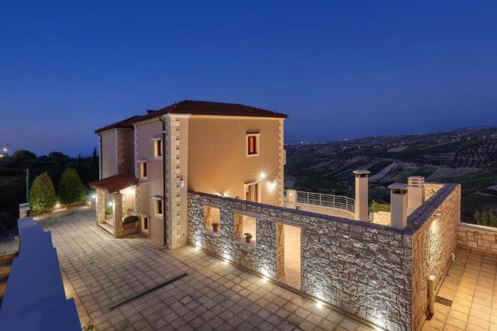 Image No.1-5 Bed Villa for sale