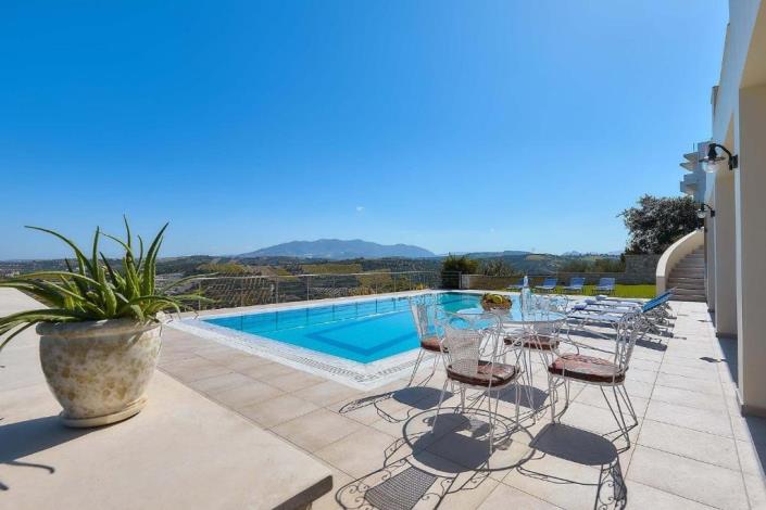 Image No.29-5 Bed Villa for sale