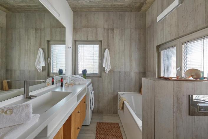 Image No.30-6 Bed Villa for sale