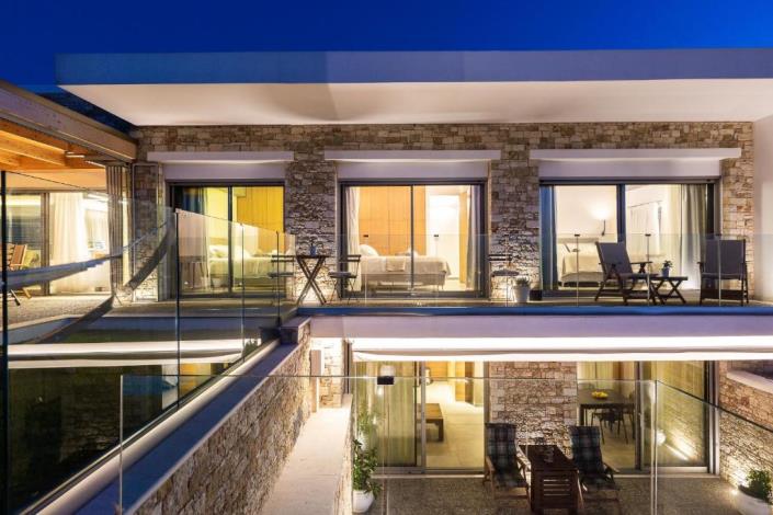 Image No.43-6 Bed Villa for sale