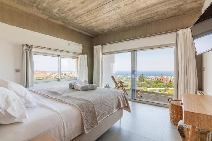 Image No.28-6 Bed Villa for sale