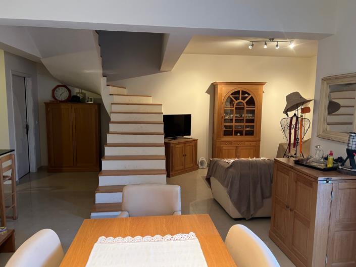 Image No.23-6 Bed Duplex for sale