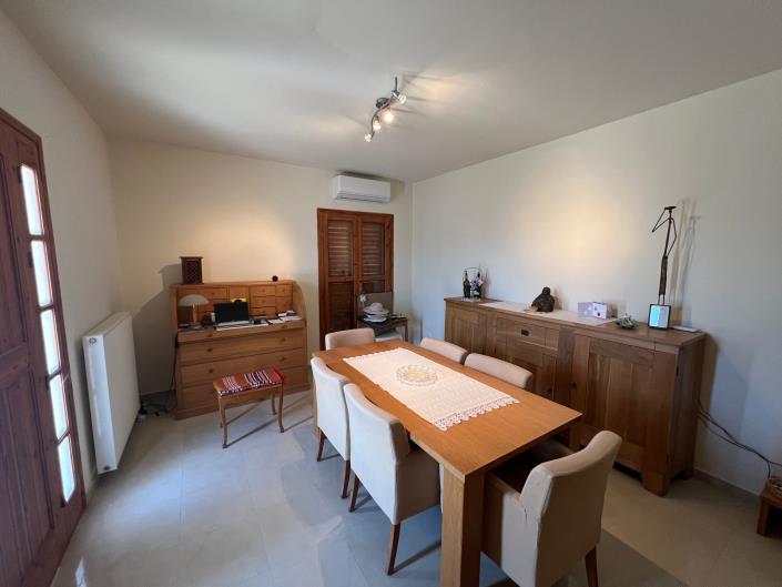 Image No.24-6 Bed Duplex for sale