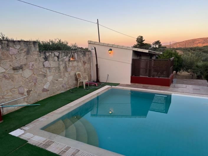 Image No.21-2 Bed House for sale