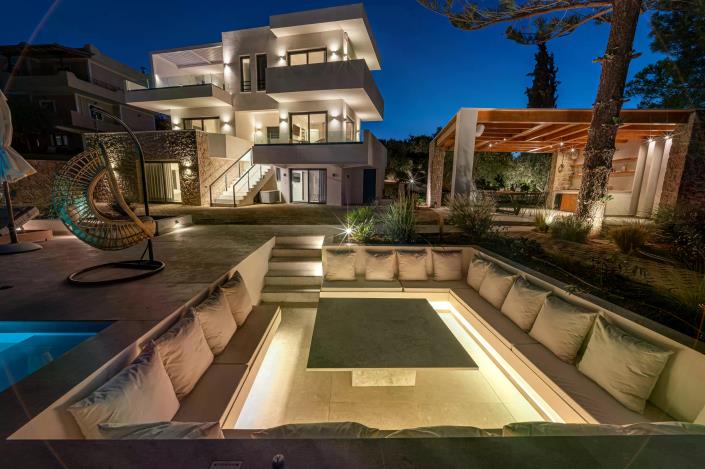 Image No.48-4 Bed Villa for sale