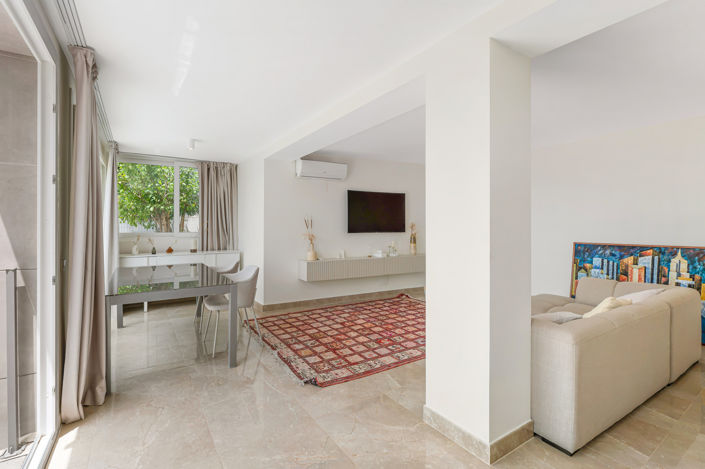 Image No.27-4 Bed Villa for sale