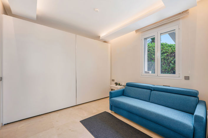 Image No.32-4 Bed Villa for sale