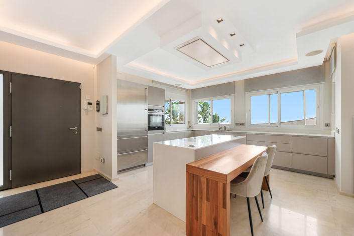 Image No.4-4 Bed Villa for sale