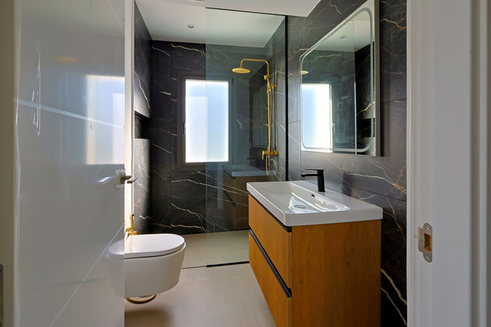 Image No.18-2 Bed Apartment for sale