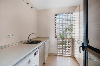 b98le8d7m9k3degpefzhs0lif8u4xzvzhwxtmggyekxx9