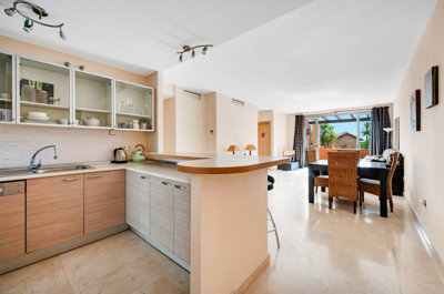 b98le8d7m9k3degpefzhs0lif8u4xzvzhwxtmggyekxx9