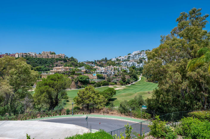 Image No.33-3 Bed Townhouse for sale