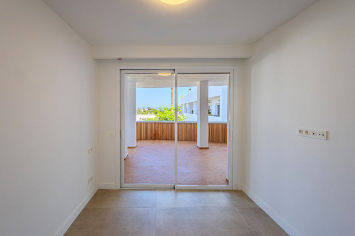 Image No.25-2 Bed Apartment for sale