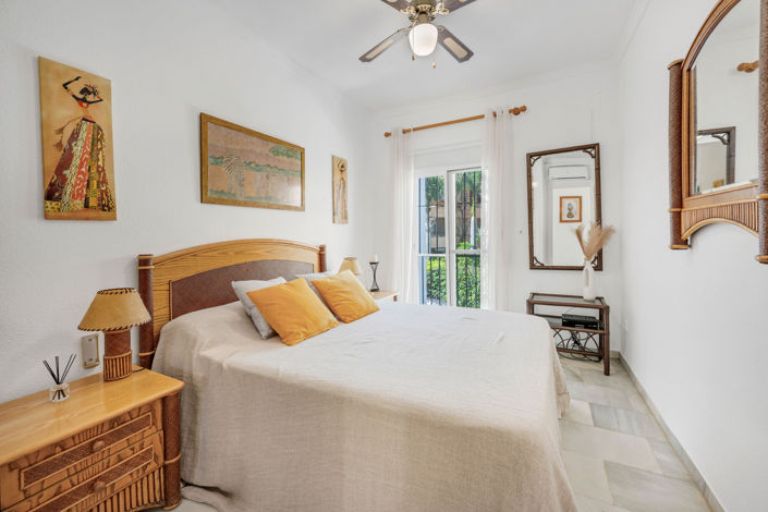 Image No.19-4 Bed Townhouse for sale