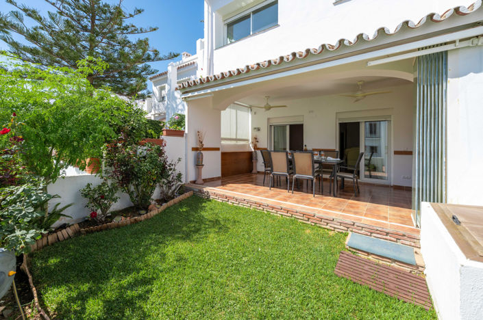 Image No.11-4 Bed Townhouse for sale