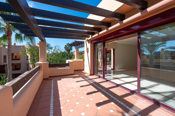 Image No.23-3 Bed Apartment for sale