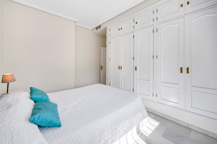 Image No.26-5 Bed Villa for sale