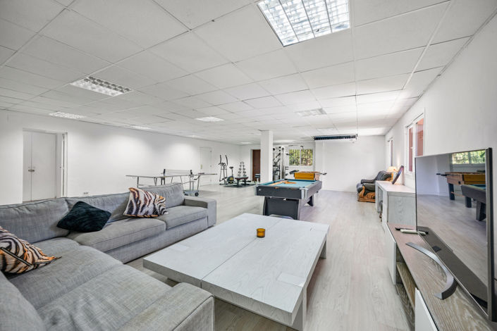 Image No.40-5 Bed Villa for sale