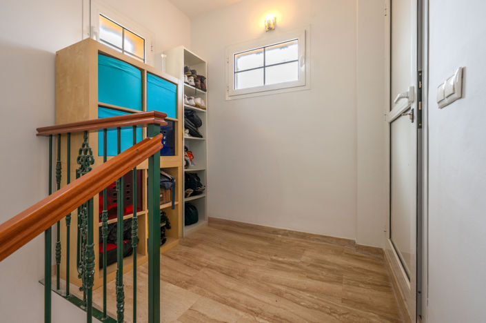 Image No.26-3 Bed House for sale