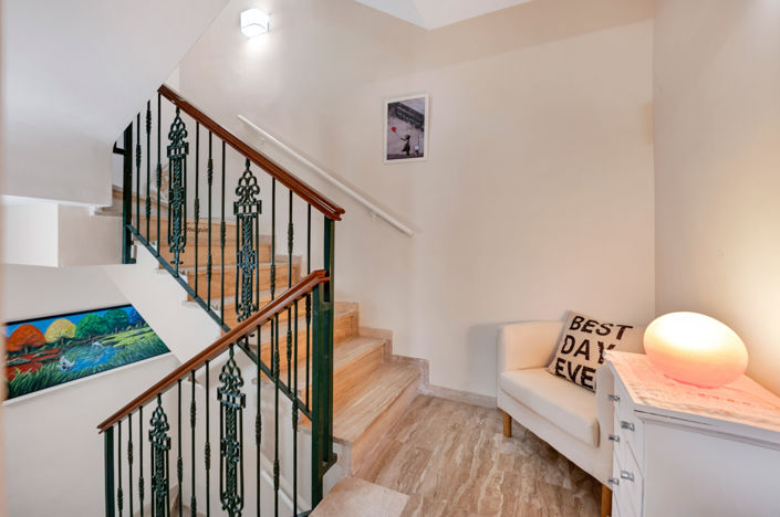 Image No.8-3 Bed House for sale