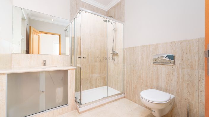 Image No.13-7 Bed Villa for sale