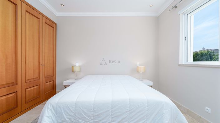 Image No.17-7 Bed Villa for sale